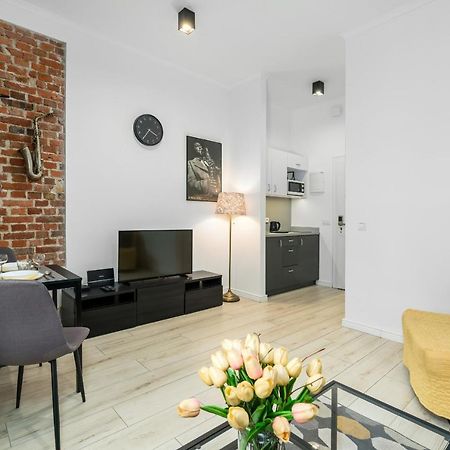 Apartments City Center Saint Wojciech By Renters พอซนาน ภายนอก รูปภาพ