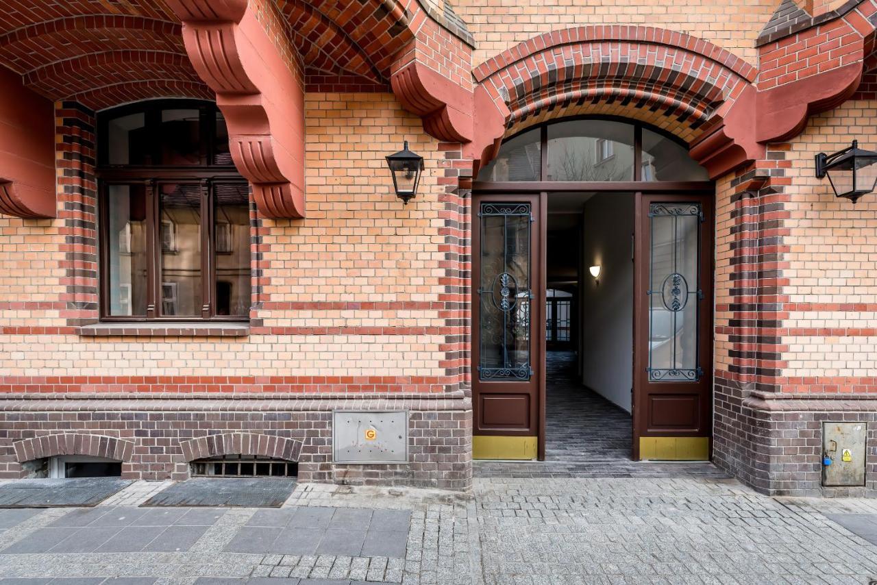 Apartments City Center Saint Wojciech By Renters พอซนาน ภายนอก รูปภาพ
