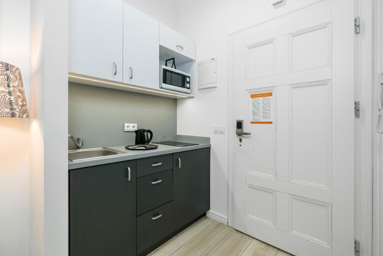Apartments City Center Saint Wojciech By Renters พอซนาน ภายนอก รูปภาพ
