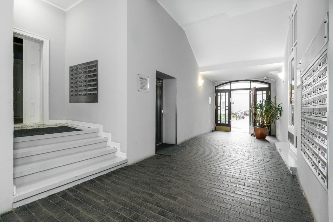 Apartments City Center Saint Wojciech By Renters พอซนาน ภายนอก รูปภาพ