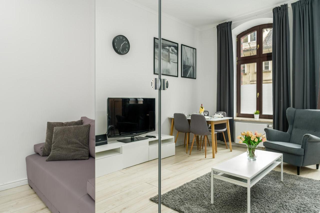 Apartments City Center Saint Wojciech By Renters พอซนาน ภายนอก รูปภาพ