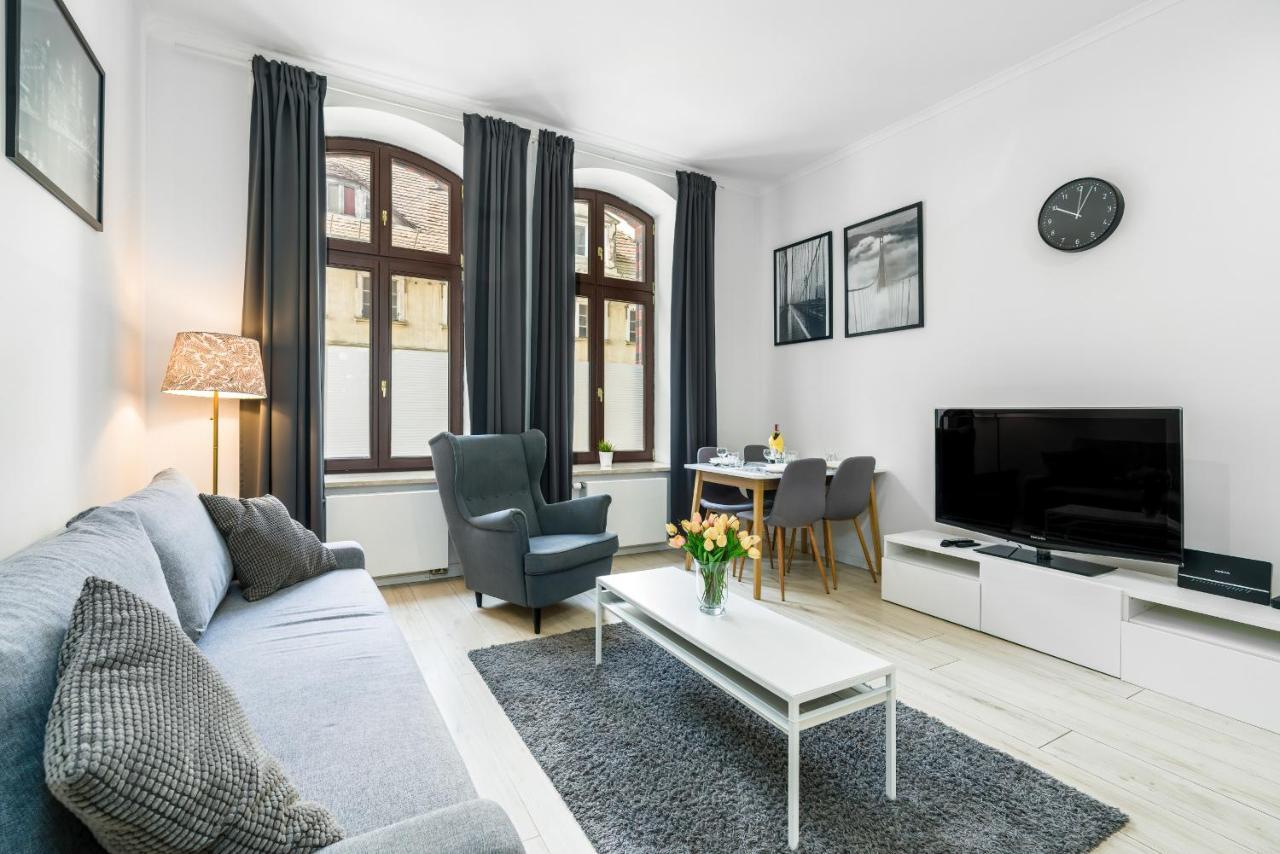 Apartments City Center Saint Wojciech By Renters พอซนาน ภายนอก รูปภาพ